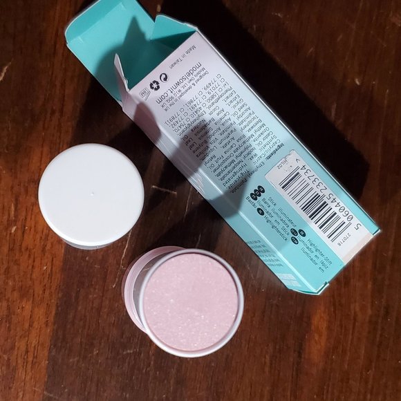 Models Own Sculpt & Glow Highlighter Incandescent - Picture 3 of 4